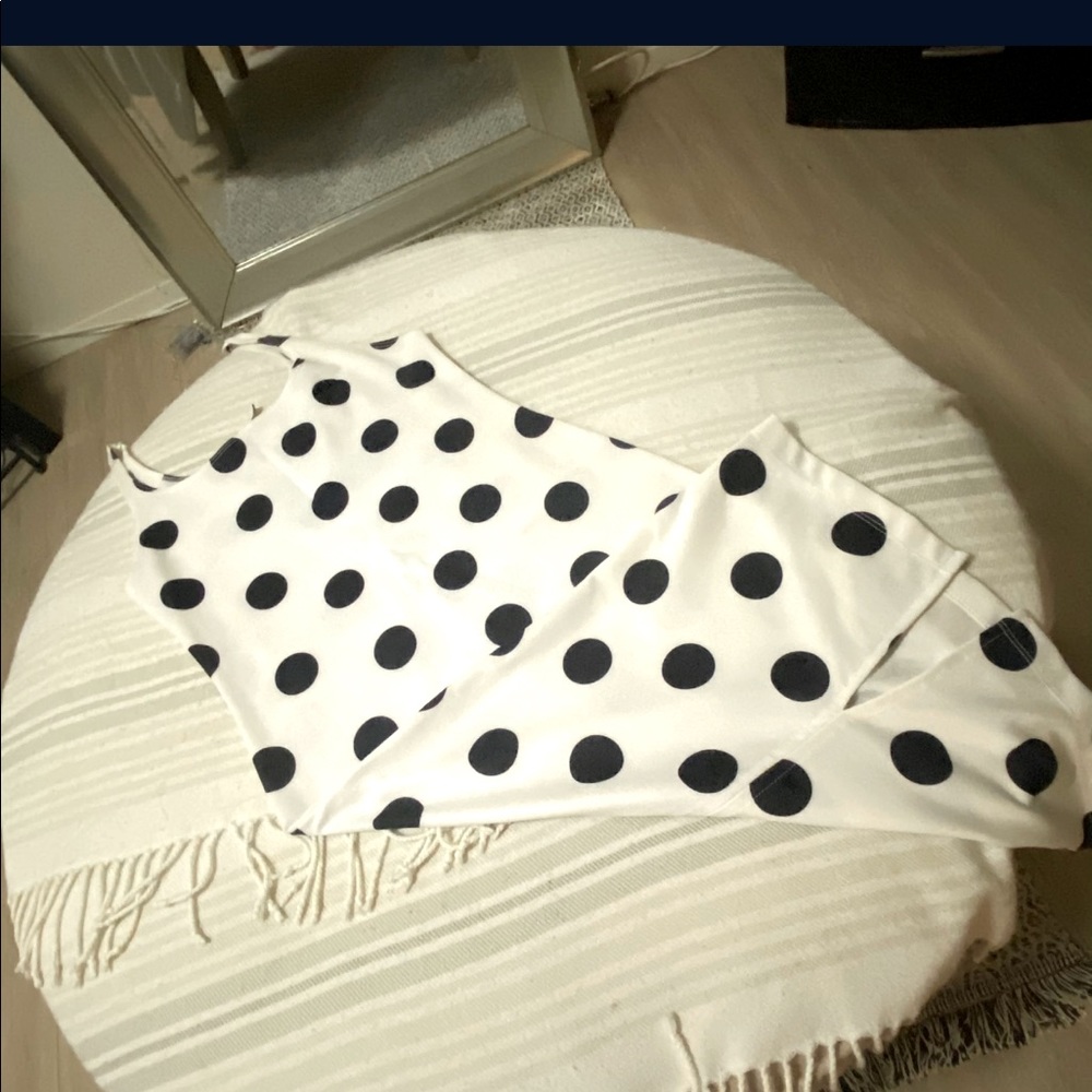 Polkadot formfitting dress